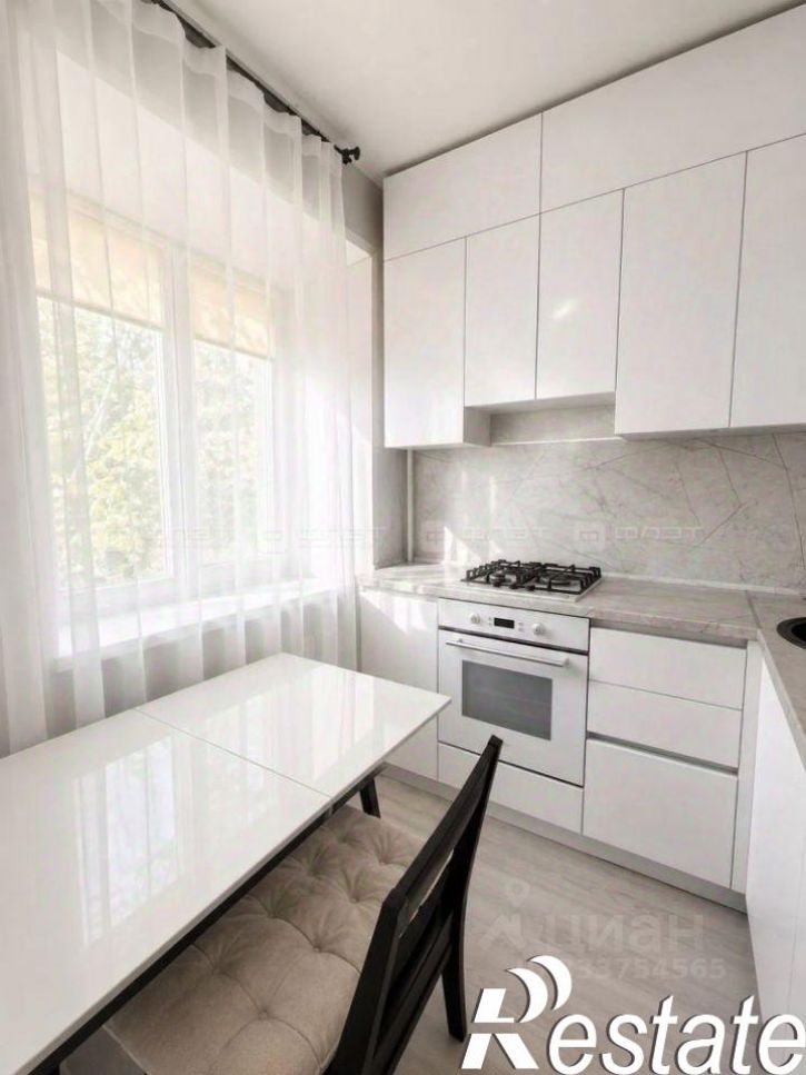 1-комн квартира улица Короленко, 113,  д. 113