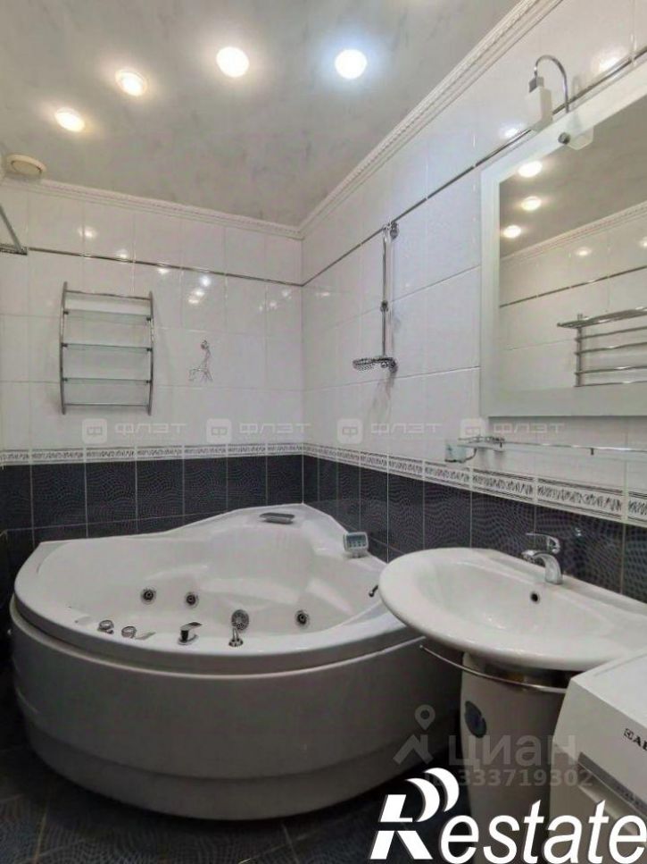 3-комн квартира улица Академика Павлова, 25,  д. 25