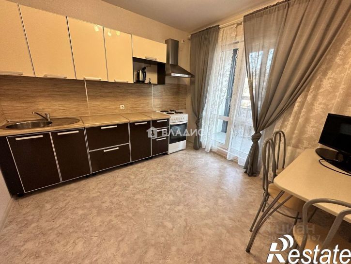 2-комн квартира улица Генерала Махмута Гареева, 9,  д. 9