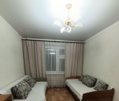 комната 53 кв м улица Хайдара Бигичева, 13А