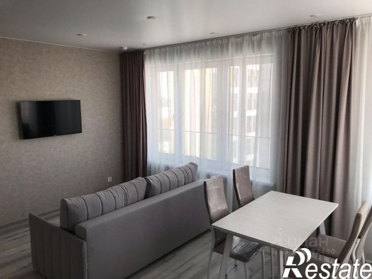 3-комн квартира улица Новаторов, 8А,  д. 8А