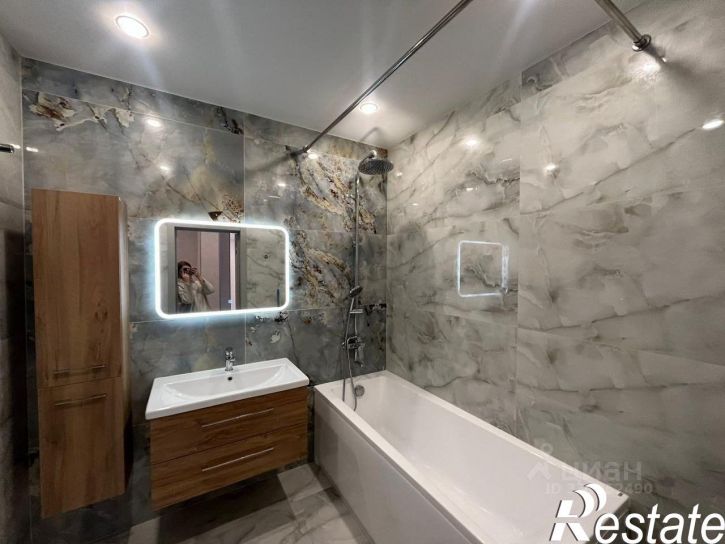 3-комн квартира улица Новаторов, 8А,  д. 8А
