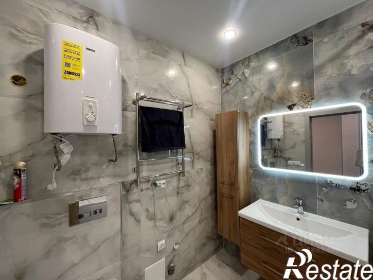 3-комн квартира улица Новаторов, 8А,  д. 8А