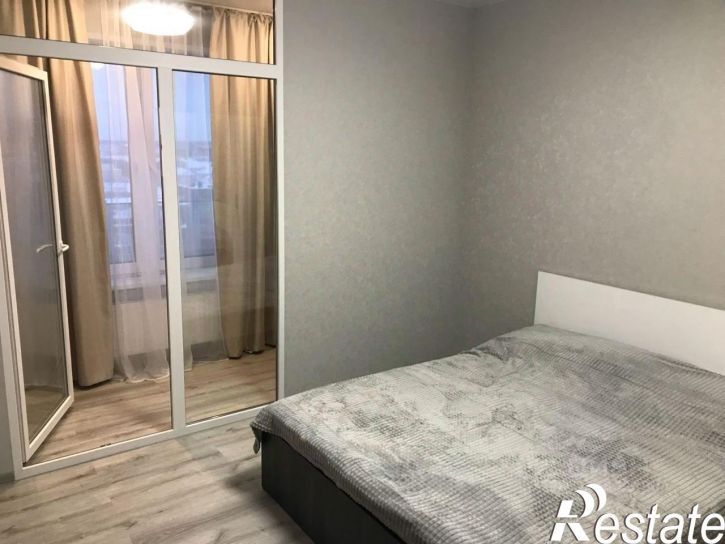 3-комн квартира улица Новаторов, 8А,  д. 8А