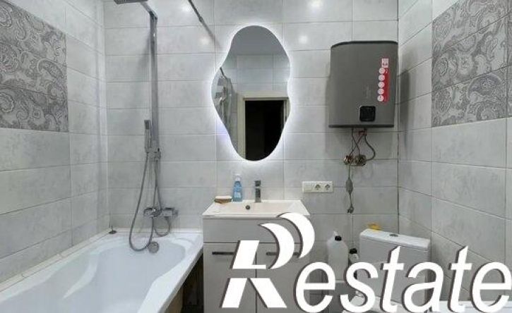 2-комн квартира улица Закиева, 20 к2,  д. 20 к2