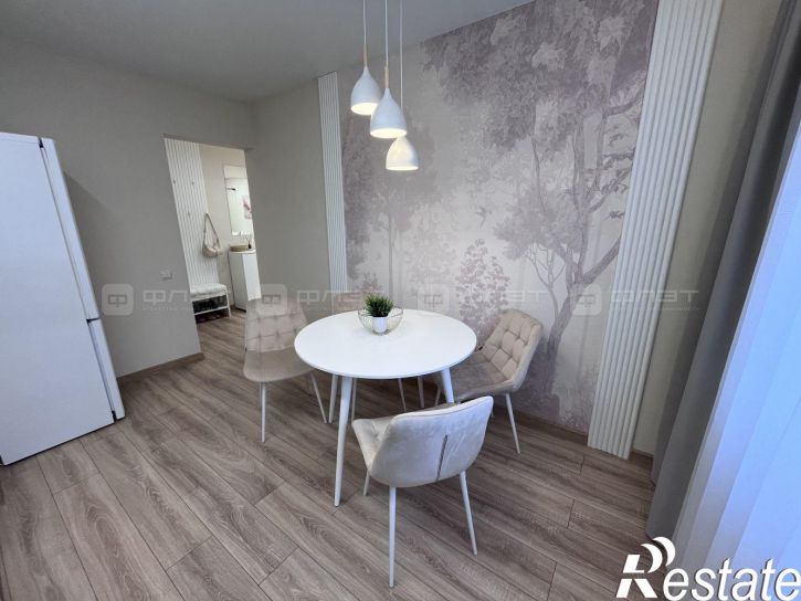 3-комн квартира ул. Юлиуса Фучика, дом 131