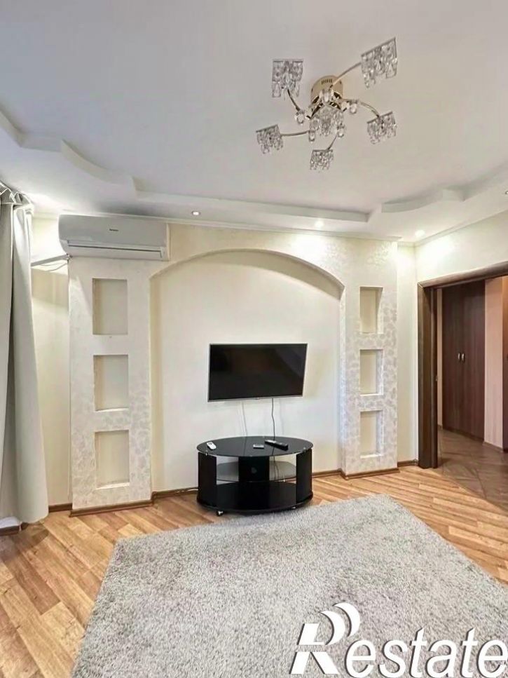 1-комн квартира Меридианная улица, 8,  д. 8