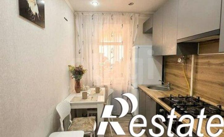 3-комн квартира Республика Татарстан (Татарстан), Набережные Челны, посёлок ЗЯБ, улица Комарова, 11