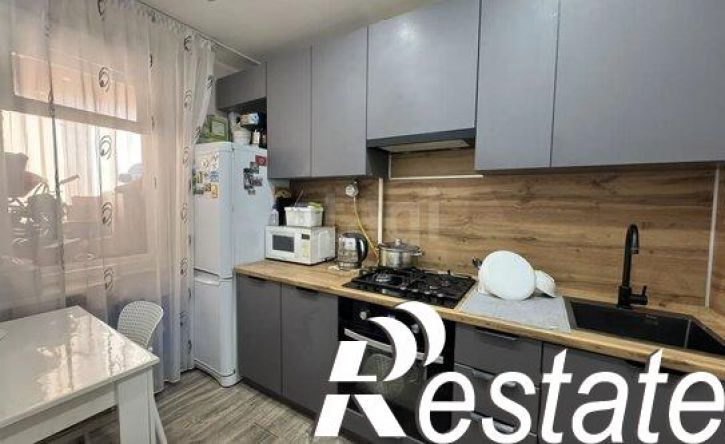 3-комн квартира Республика Татарстан (Татарстан), Набережные Челны, посёлок ЗЯБ, улица Комарова, 11