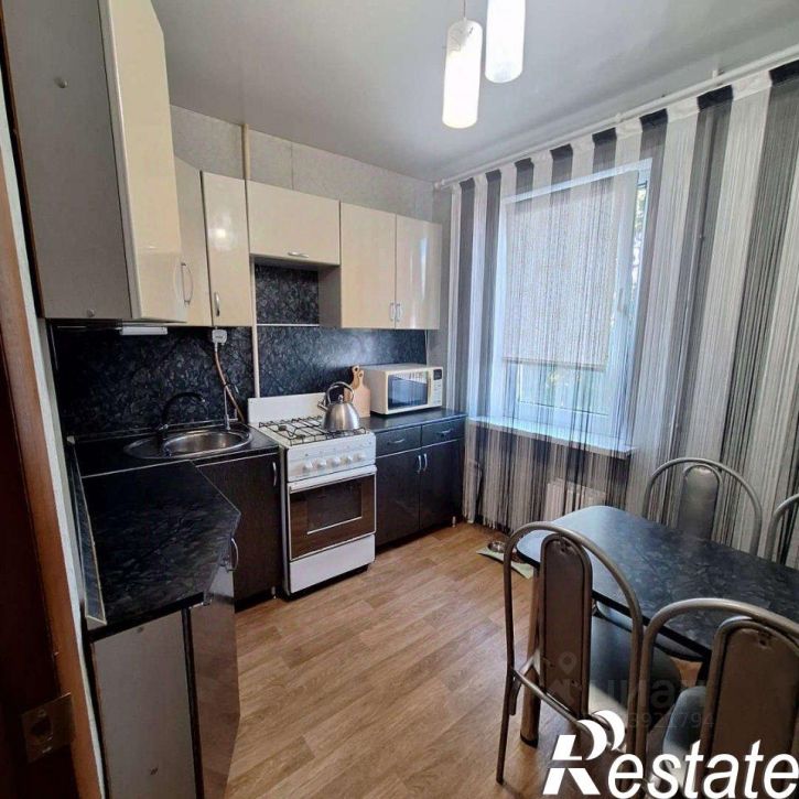 3-комн квартира проспект Яшьлек,дом 51