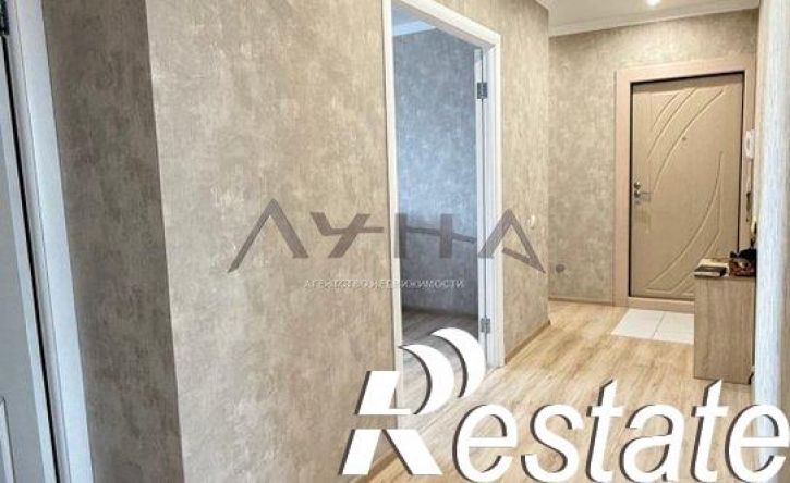 3-комн квартира Республика Татарстан (Татарстан), Набережные Челны, улица Шамиля Усманова, 2