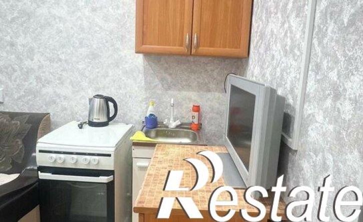 2-комн квартира улица Глазунова, 8 к2,  д. 8 к2