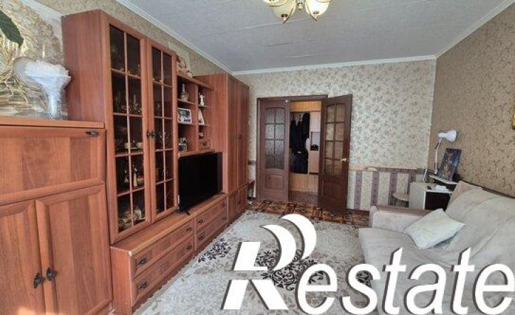 3-комн квартира проспект Победы, 76,  д. 76