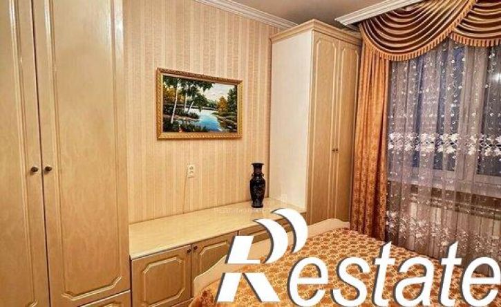 3-комн квартира улица Мусина, 74,  д. 74