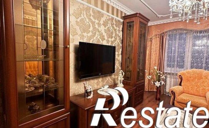 3-комн квартира улица Мусина, 74,  д. 74