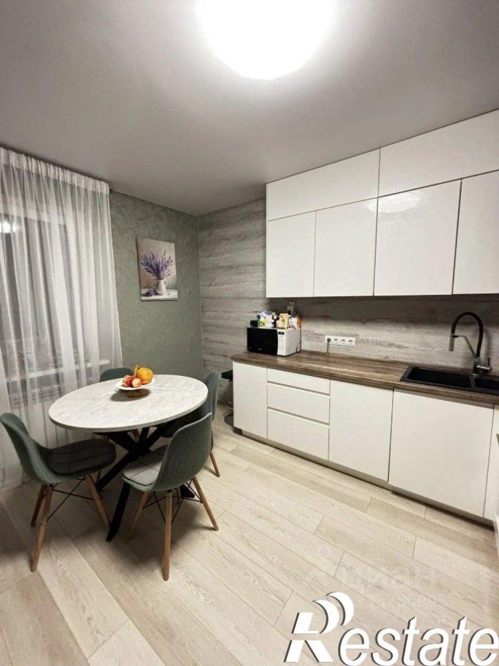2-комн квартира улица Салиха Сайдашева, 19А,  д. 19А