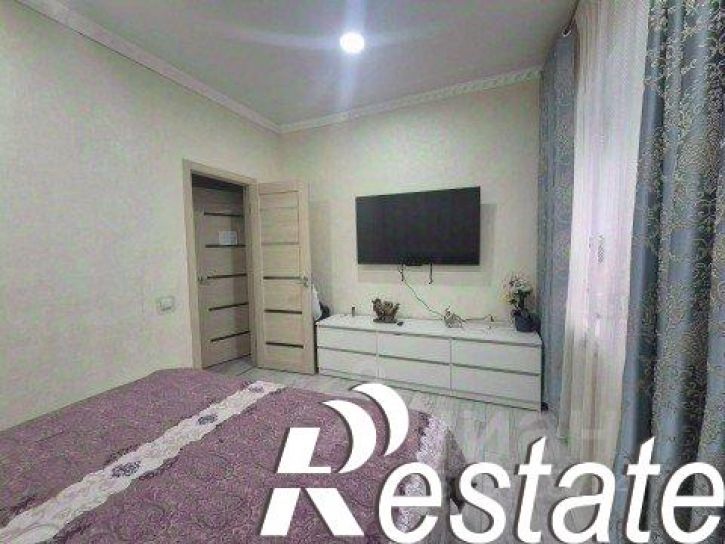 4-комн квартира улица Королёва, 20,  д. 20