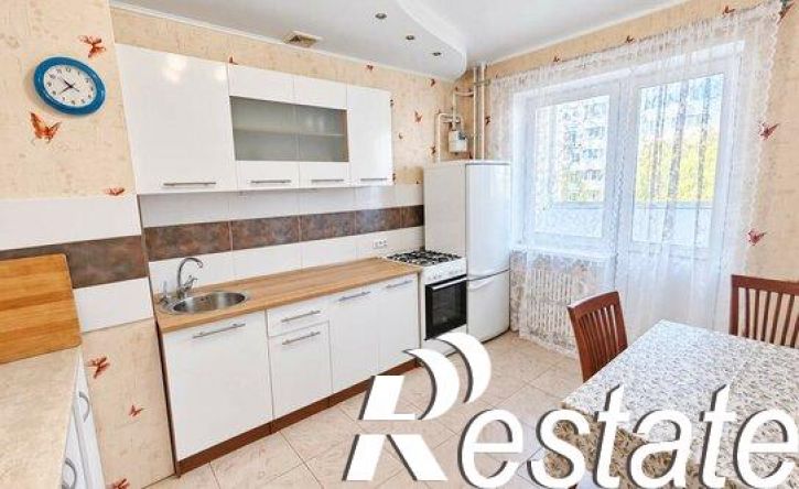 3-комн квартира улица Четаева, 39,  д. 39