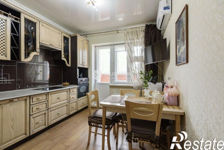 2-комн квартира улица Адоратского, 4,  д. 4