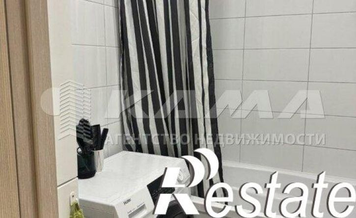 3-комн квартира Республика Татарстан (Татарстан), Набережные Челны, улица Виктора Полякова, 12В