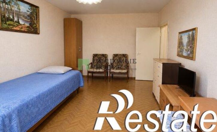1-комн квартира улица Комарова, 14А,  д. 14А