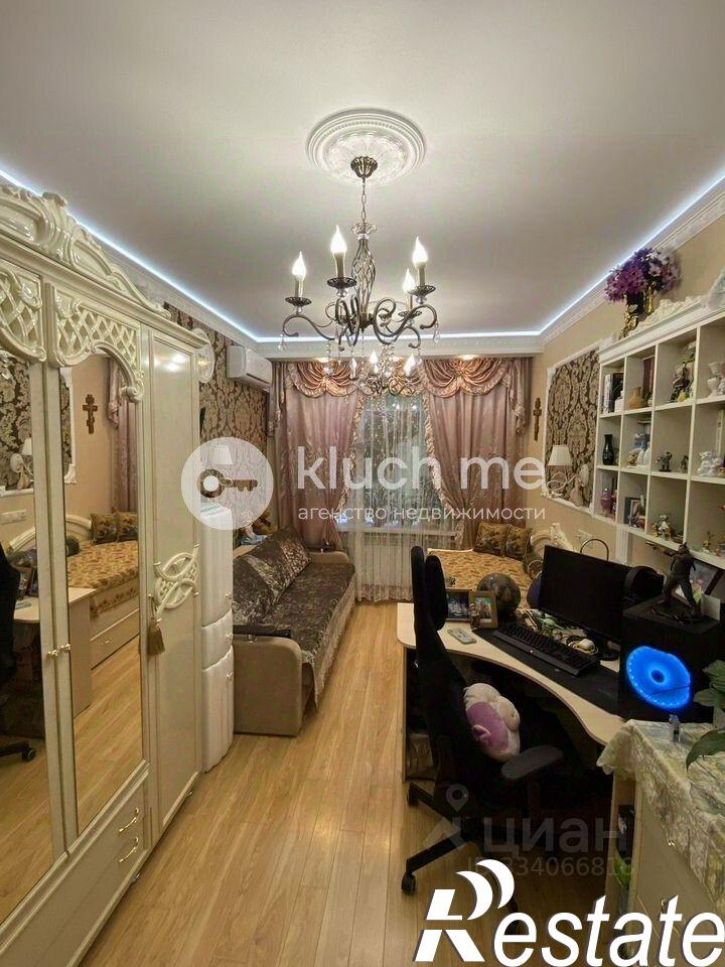 2-комн квартира улица Декабристов, 164,  д. 164