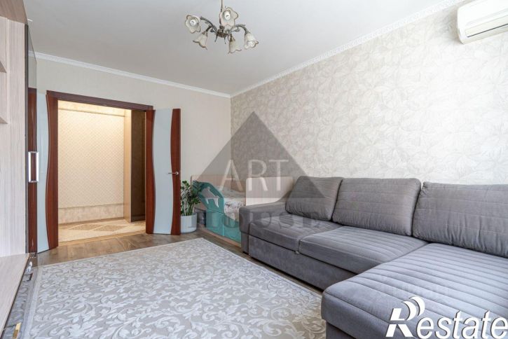 2-комн квартира Меридианная улица, 30,  д. 30