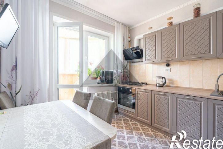 2-комн квартира Меридианная улица, 30,  д. 30