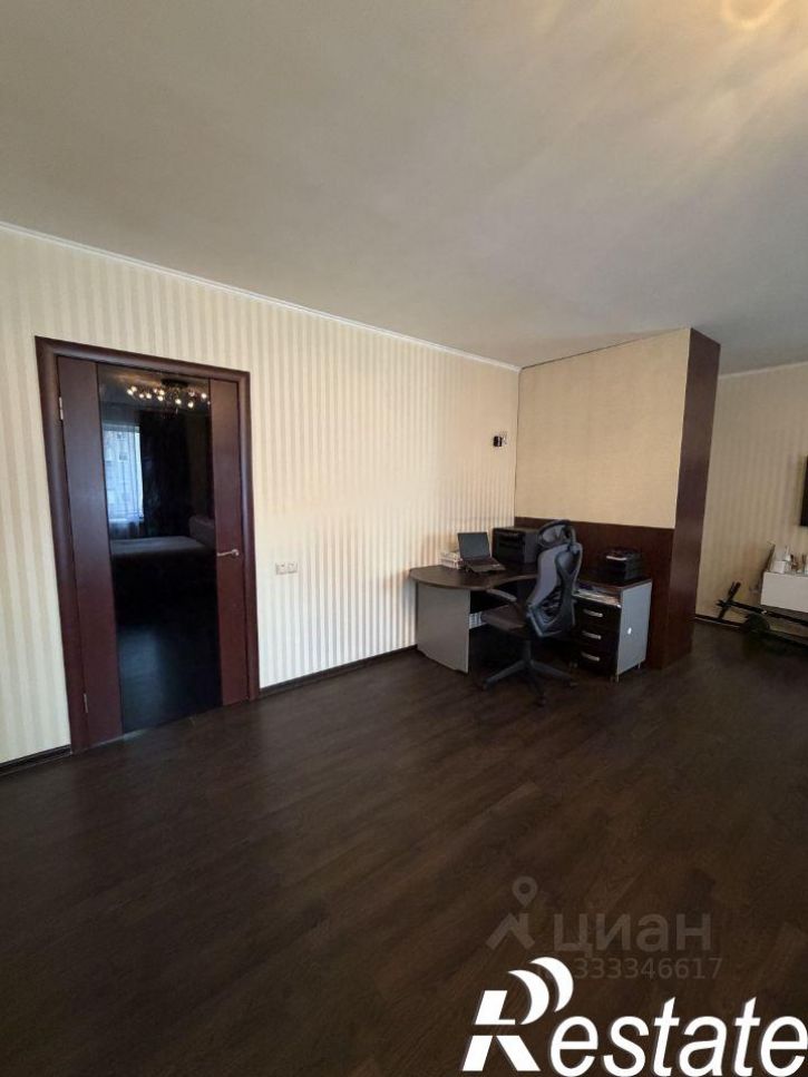 3-комн квартира улица Гагарина, 12,  д. 12