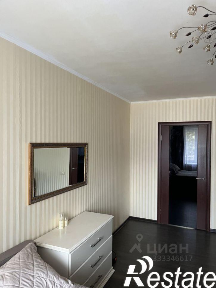 3-комн квартира улица Гагарина, 12,  д. 12