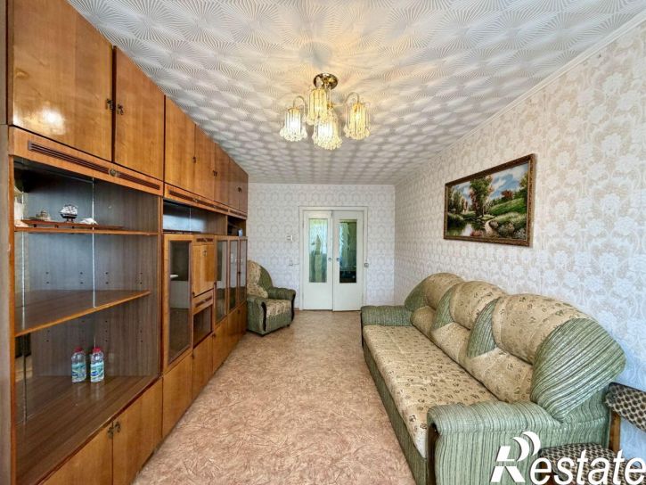 3-комн квартира улица Адоратского, 47,  д. 47