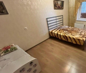 комната 80 кв м улица Тыныч, 3