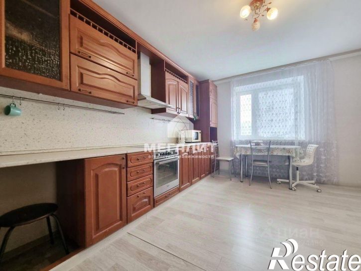 2-комн квартира улица Академика Глушко, 22Г,  д. 22Г