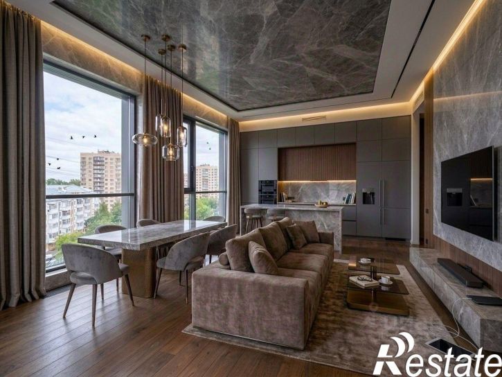 3-комн квартира улица Галиаскара Камала, 39,  д. 39