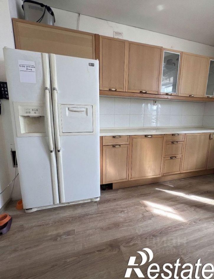 4-комн квартира Гвардейская улица, 16А,  д. 16А