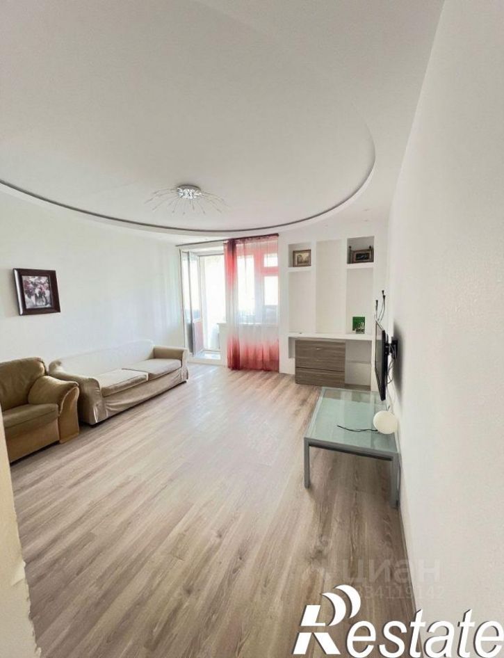 4-комн квартира Гвардейская улица, 16А,  д. 16А