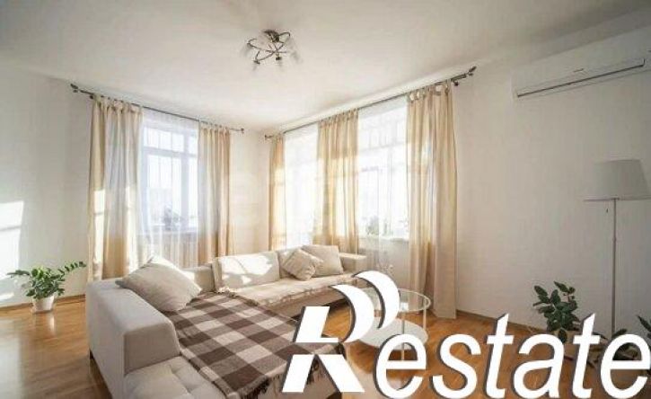 2-комн квартира улица Николая Ершова, 57Г,  д. 57Г