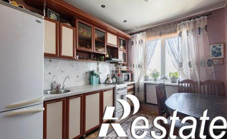3-комн квартира улица Глазунова, 8 к1,  д. 8 к1