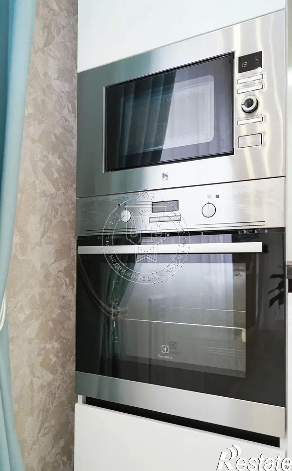 Купить дачу, дом, коттедж за 13 300 000 рублей на Азина ул, 72А