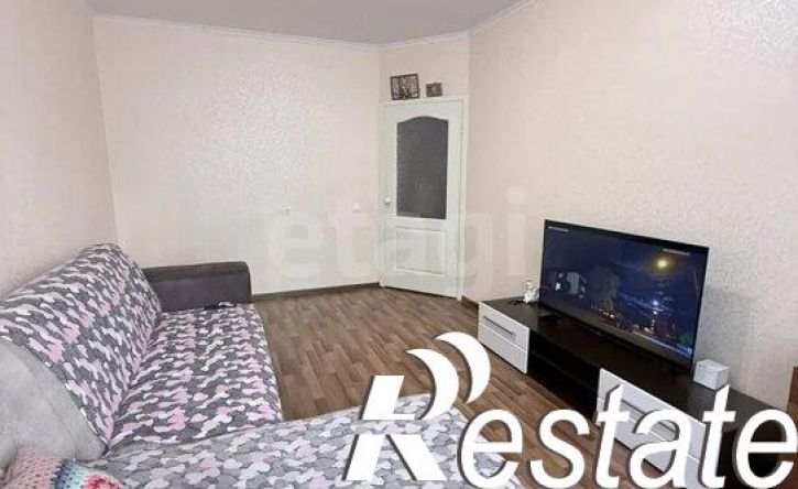 2-комн квартира улица Рината Галеева, 33,  д. 33