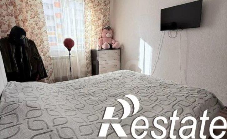 2-комн квартира улица Рината Галеева, 33,  д. 33