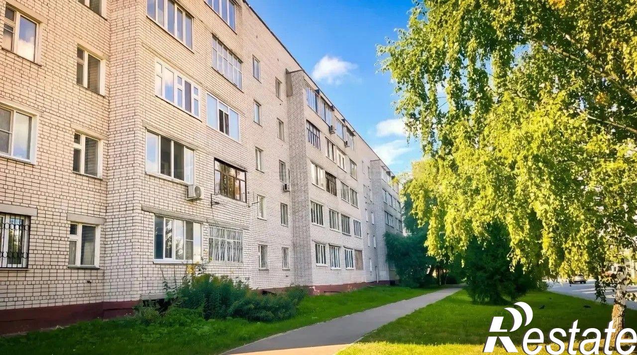 Купить квартиру за 5 400 000 рублей на пр-кт. Строителей, дом 3