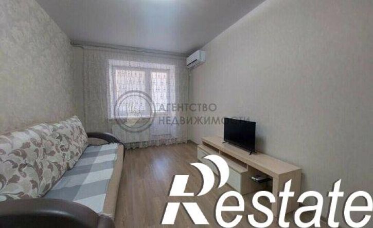 1-комн квартира улица Рауиса Гареева, 100,  д. 100