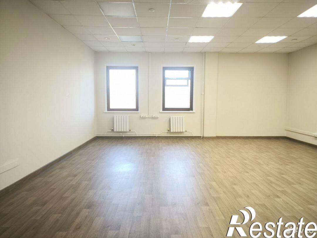 Сдать офис, помещение под офис за 94 611 рублей на проспект Ямашева, 37Б