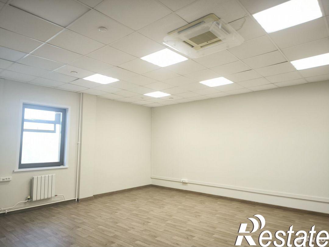 Сдать офис, помещение под офис за 94 611 рублей на проспект Ямашева, 37Б