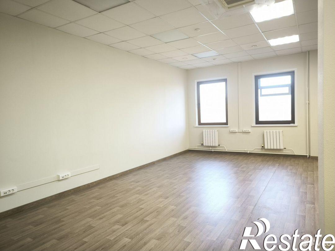 Сдать офис, помещение под офис за 94 611 рублей на проспект Ямашева, 37Б