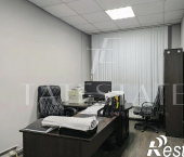 офис 90 кв м, этаж 1/9 улица Космонавтов, 44
