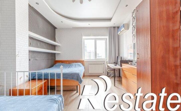 4-комн квартира Чистопольская улица, 38,  д. 38