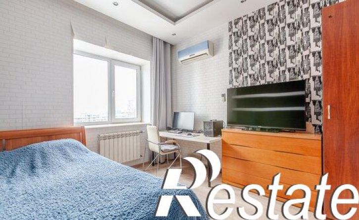 4-комн квартира Чистопольская улица, 38,  д. 38