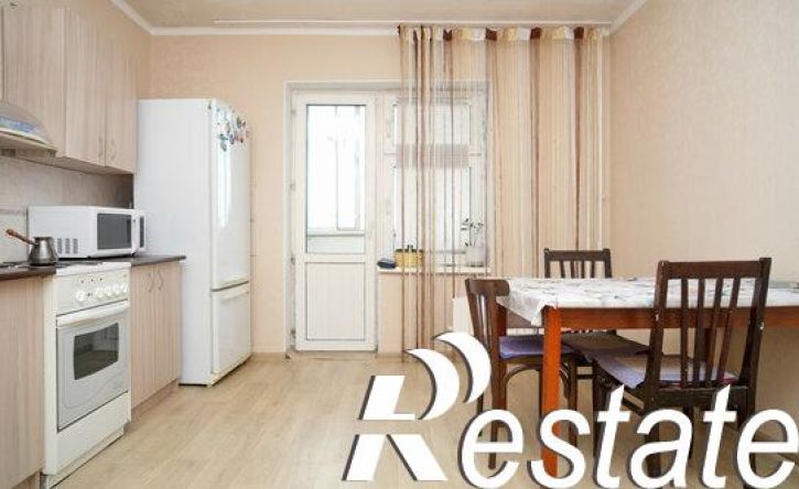4-комн квартира проспект Победы, 78,  д. 78